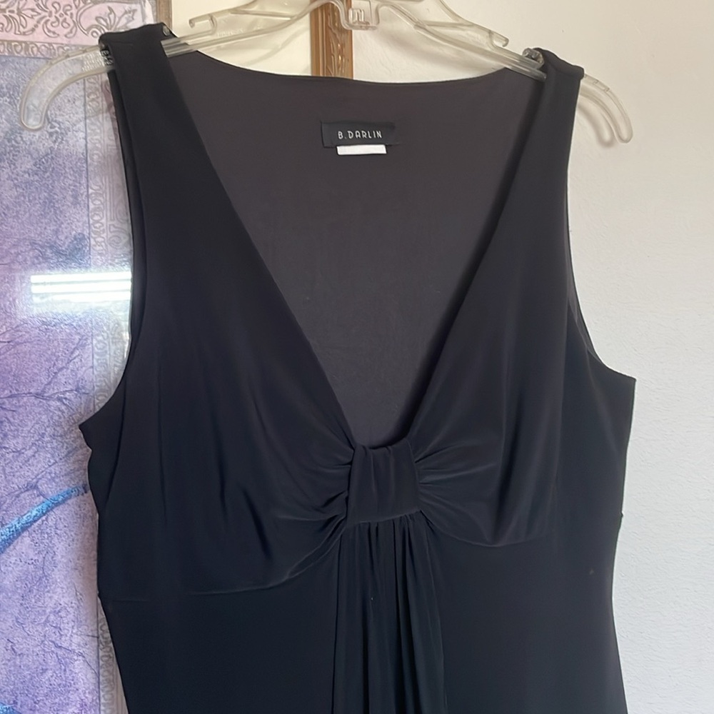 B Darlin Dress Black Sleeveless A-line Knee length Deep V neckline Large